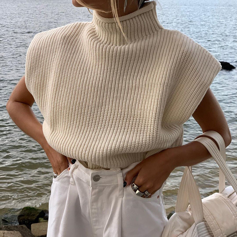 Women's Turtleneck Short-Sleeve Sweater - Stylish Seasonal Essential